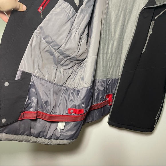 *Sold* The North Face Men's Black ski winter warm cold weather jacket XXL - Picture 6 of 13